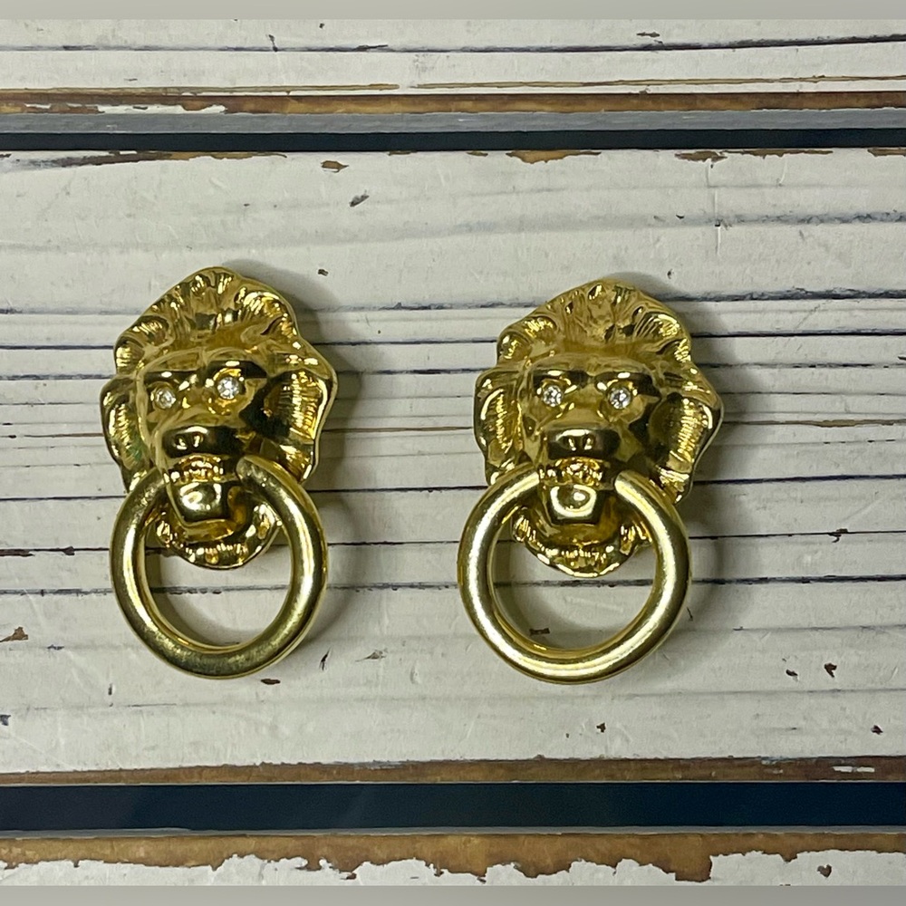 Vintage 1980's KJL for AVON Lion Head Door Knocker Clip‎ On Earrings GG Style